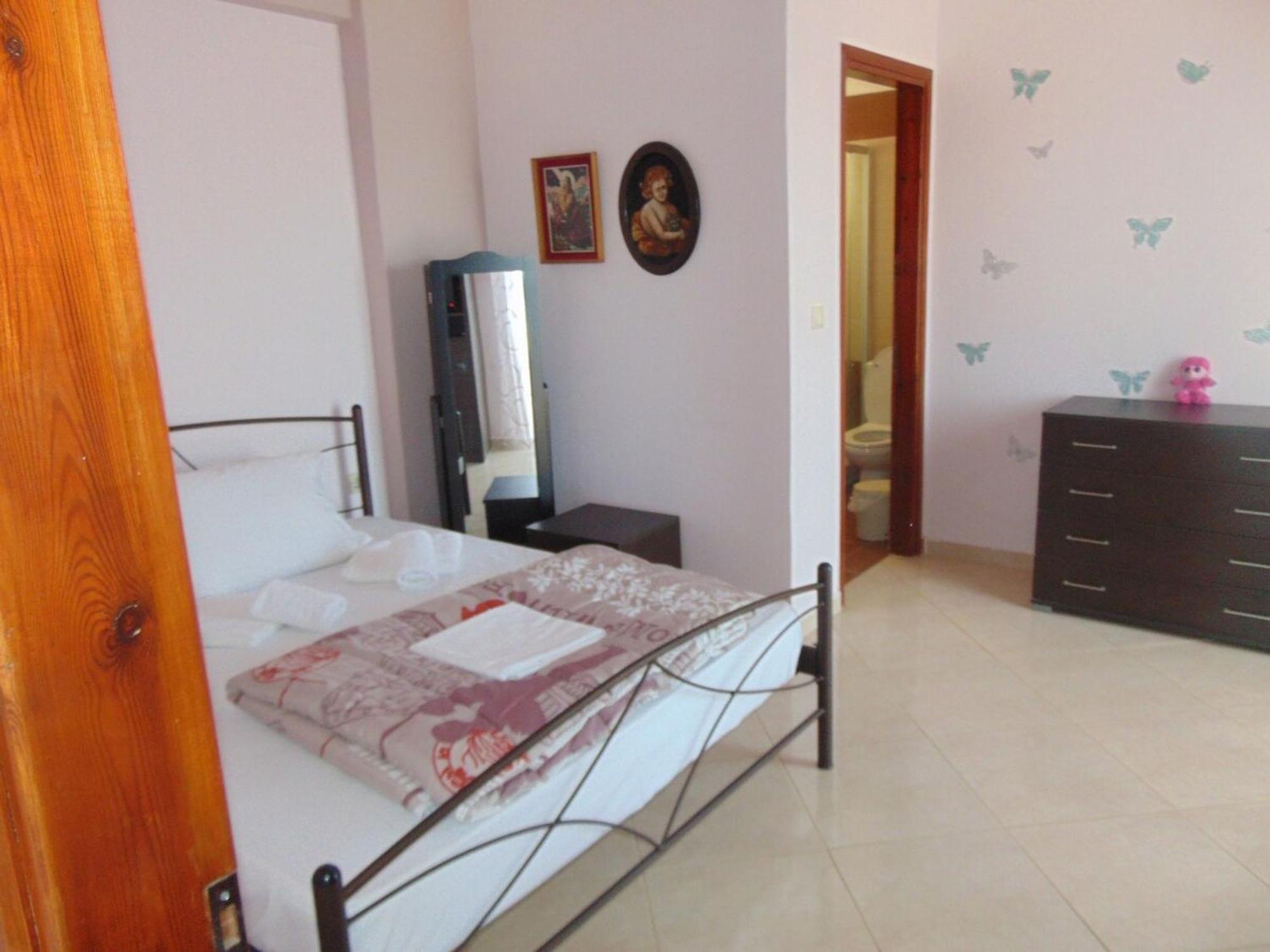 Comfy Beachfront Litinas Casa With Seaview Apartament *