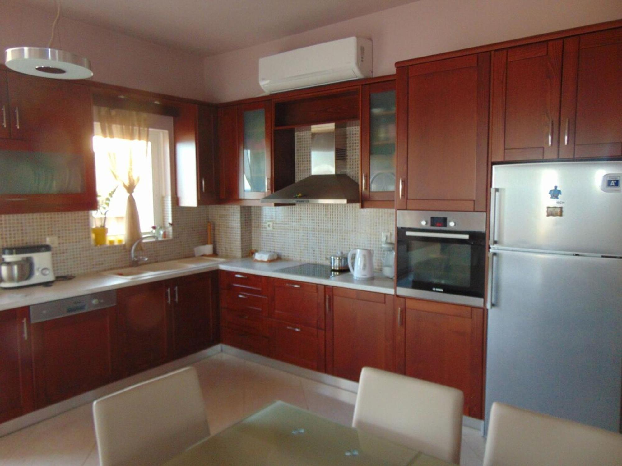 Comfy Beachfront Litinas Casa With Seaview Chania (Crete)